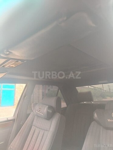 Mercedes E 200-3