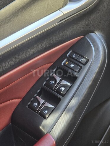 Changan Eado Plus-12