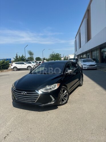 Hyundai Elantra-1
