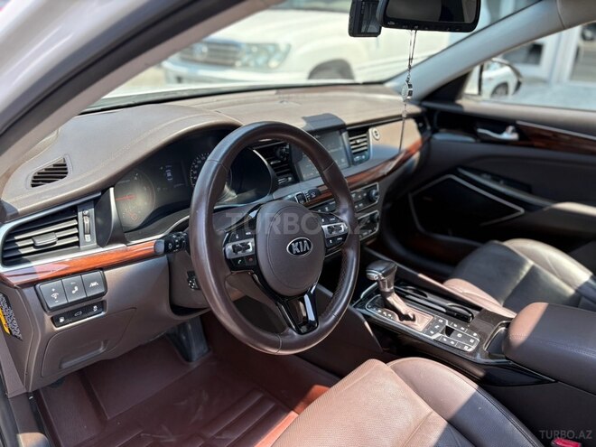 Kia K7-6
