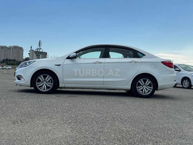 Changan Eado-7