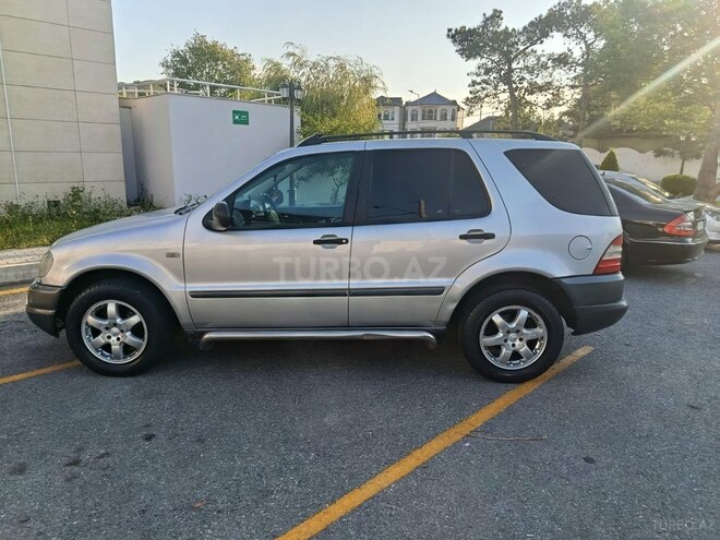 Mercedes ML 320 2001, 304,000 km - 3.2 л - Bakı