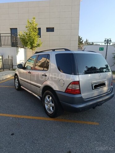 Mercedes ML 320 2001, 304,000 km - 3.2 л - Bakı