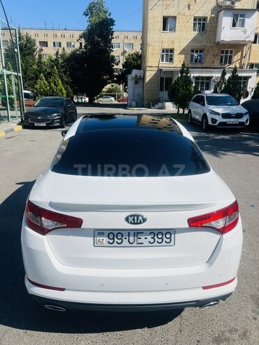 Kia Optima-5