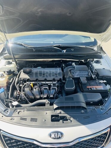 Kia Optima-11
