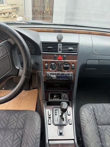 Mercedes C 230-4