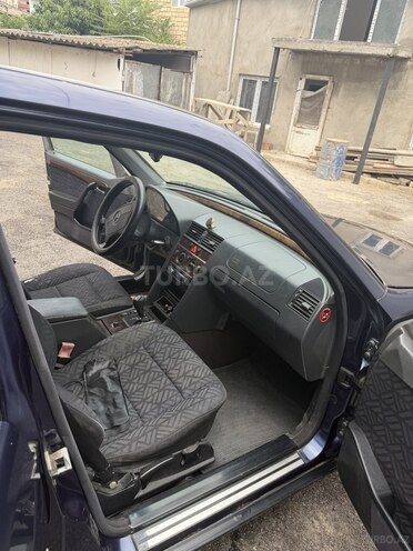Mercedes C 230-13