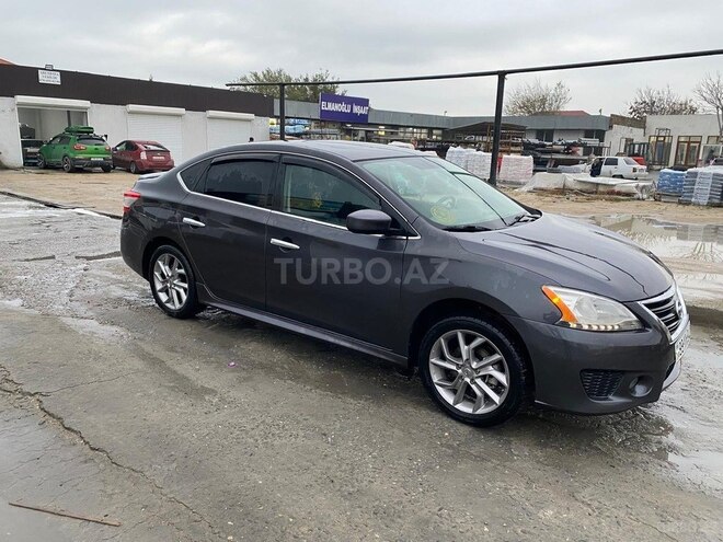 Nissan Sentra-4