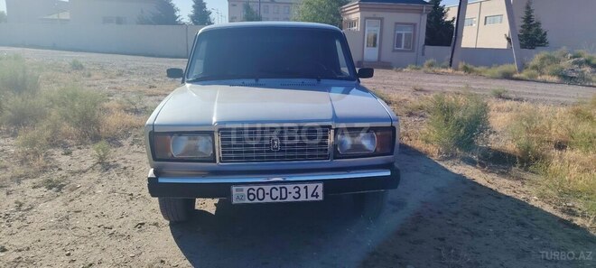 LADA (VAZ) 2107-1