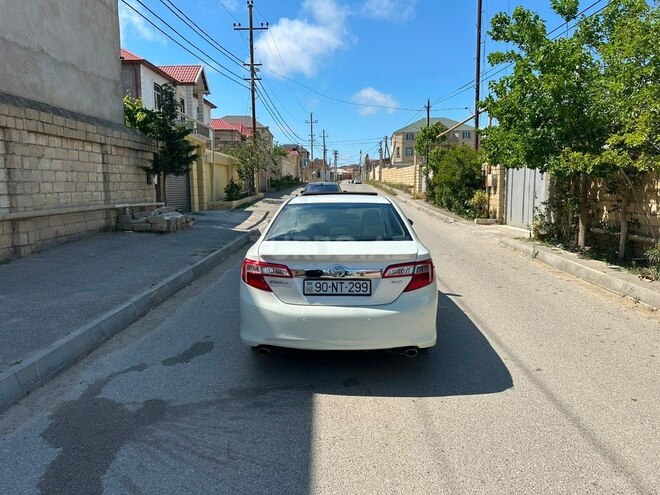 Toyota Camry-2