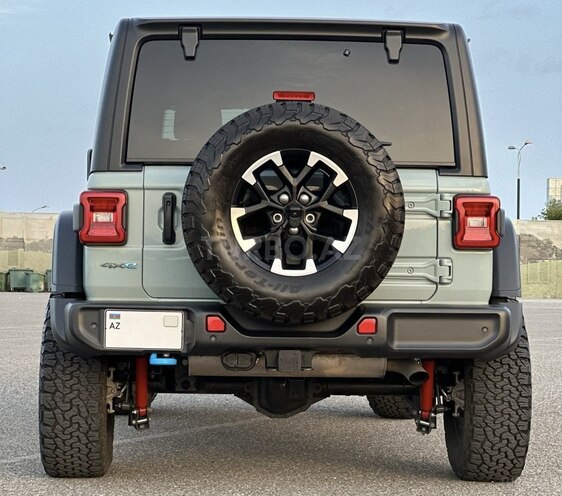 Jeep Wrangler-3