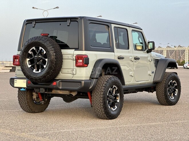 Jeep Wrangler-4