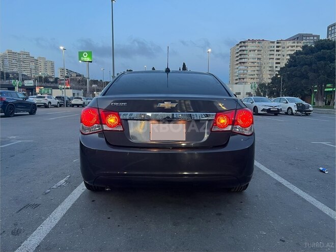 Chevrolet Cruze-2