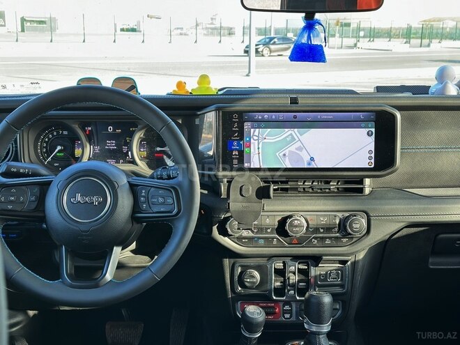 Jeep Wrangler-10