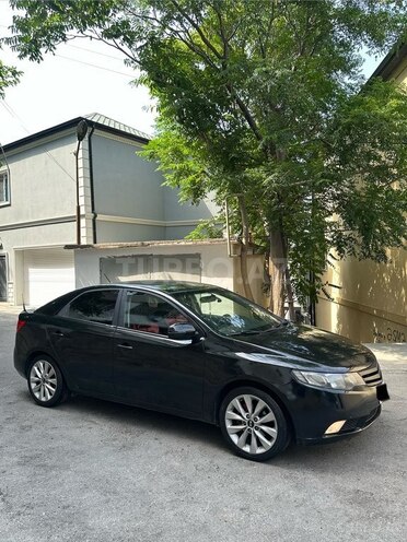 Kia Cerato-9