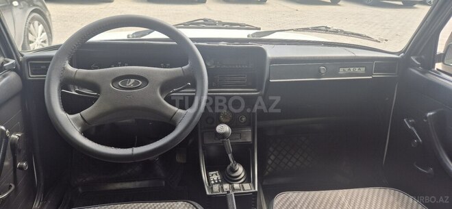 LADA (VAZ) 2107-10