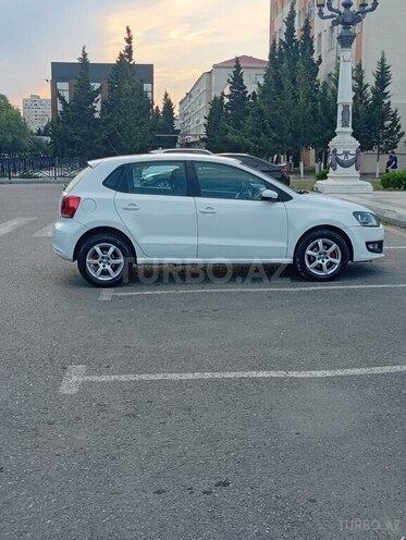 Volkswagen Polo-6