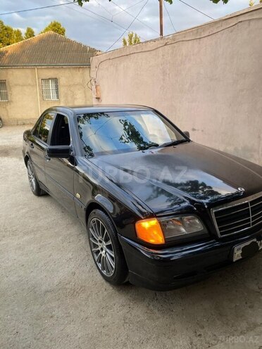 Mercedes C 180-6
