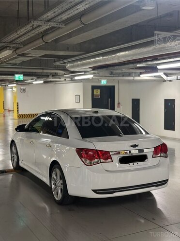 Chevrolet Cruze-9