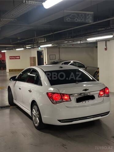 Chevrolet Cruze-15