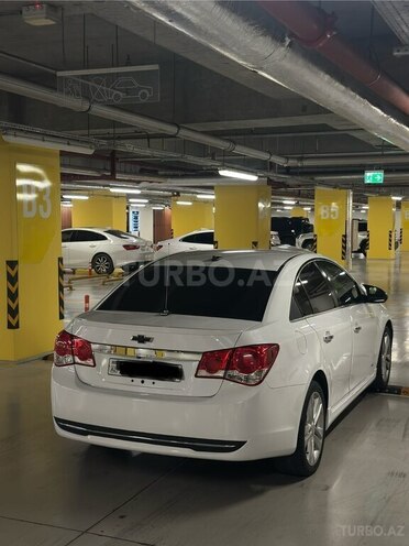 Chevrolet Cruze-14