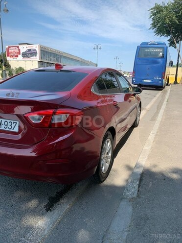 Chevrolet Cruze-6