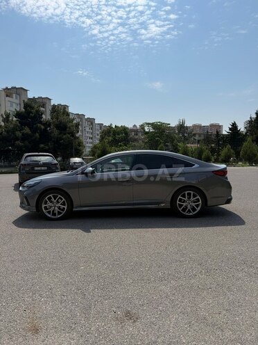 Hyundai Sonata-3