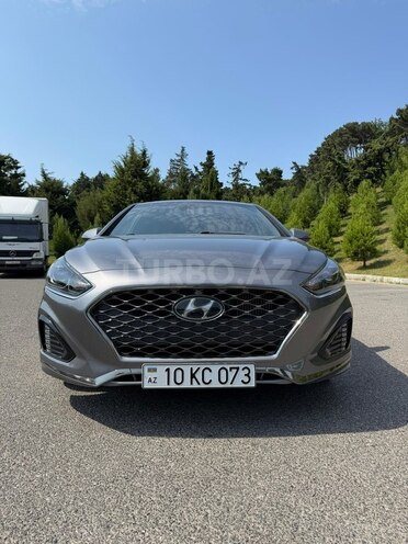 Hyundai Sonata-1