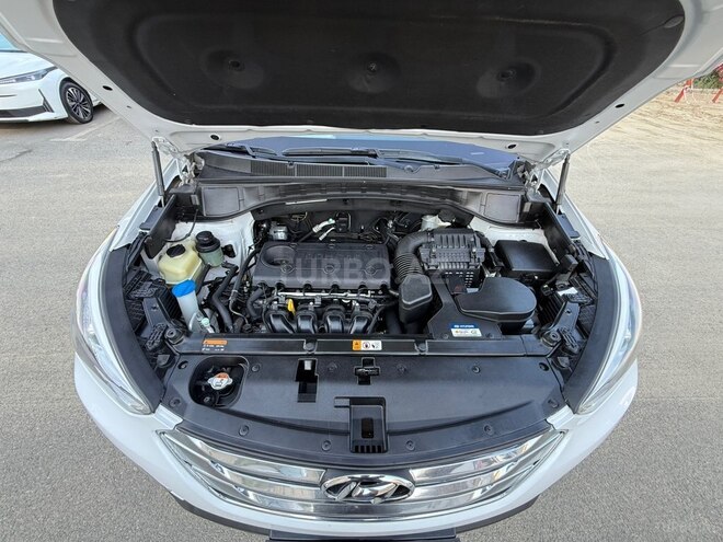 Hyundai Santa Fe-17