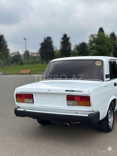 LADA (VAZ) 2107-3