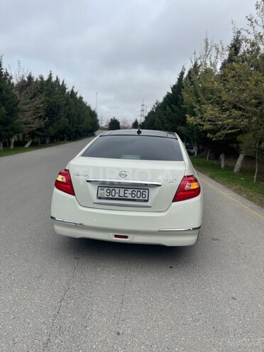 Nissan Teana-5