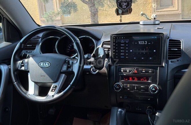 Kia Sorento-8