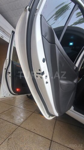 Hyundai Sonata-21