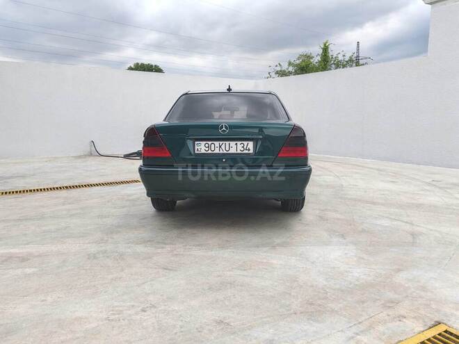 Mercedes C 180-3