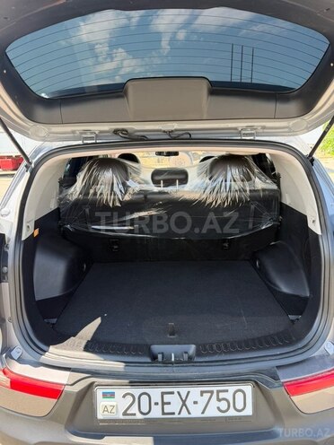 Kia Sportage-13