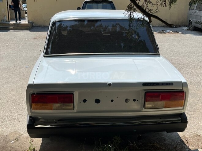 LADA (VAZ) 2107-6