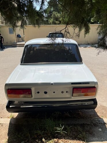 LADA (VAZ) 2107-5