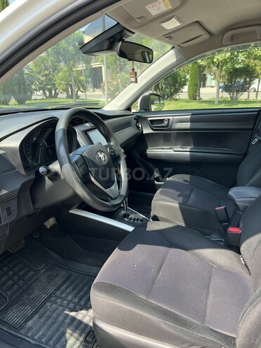 Toyota Corolla Fielder-12