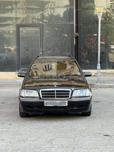 Mercedes C 240-1