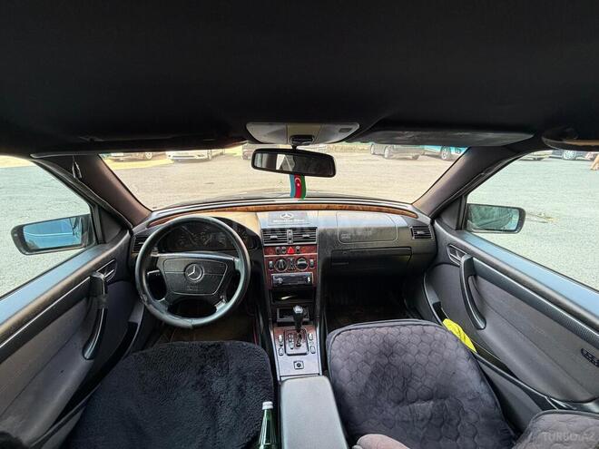 Mercedes C 240-13