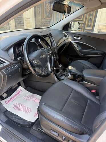 Hyundai Santa Fe-8