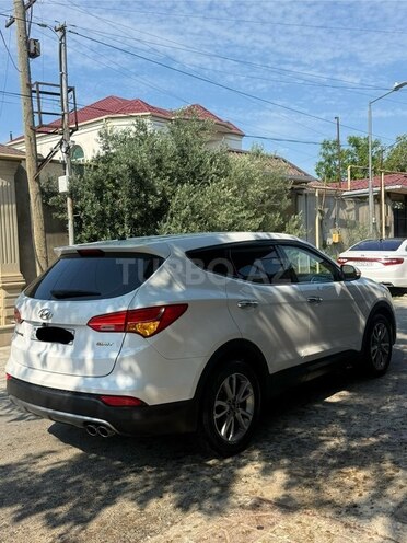 Hyundai Santa Fe-3