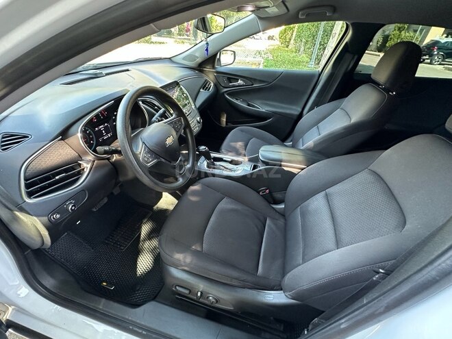 Chevrolet Malibu-11