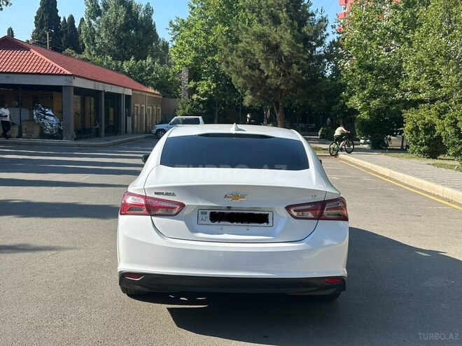 Chevrolet Malibu-6
