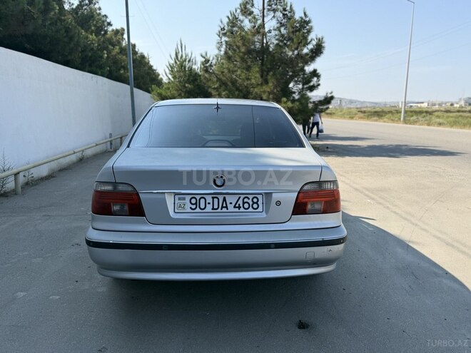 BMW 523-2