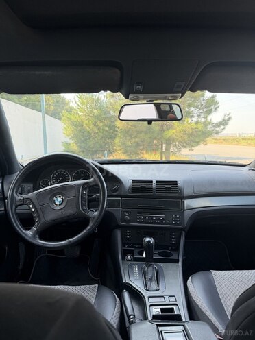 BMW 523-3