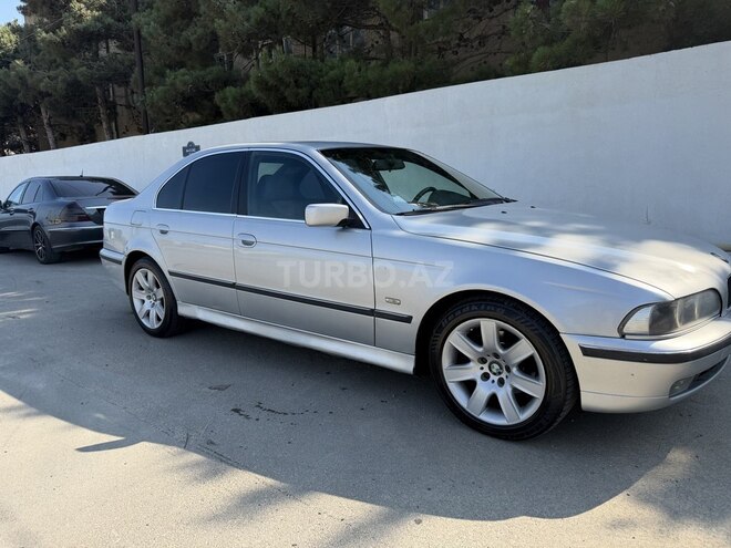BMW 523-4