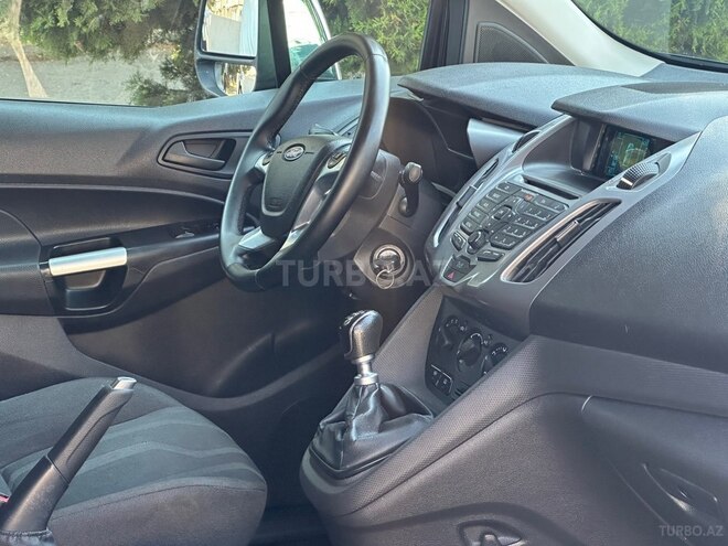 Ford Transit Connect-11