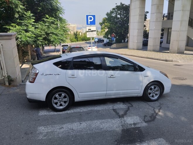 Toyota Prius-9