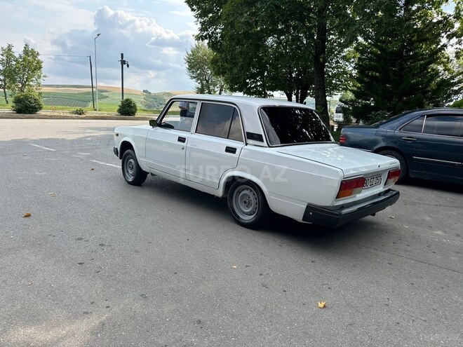LADA (VAZ) 2107-4